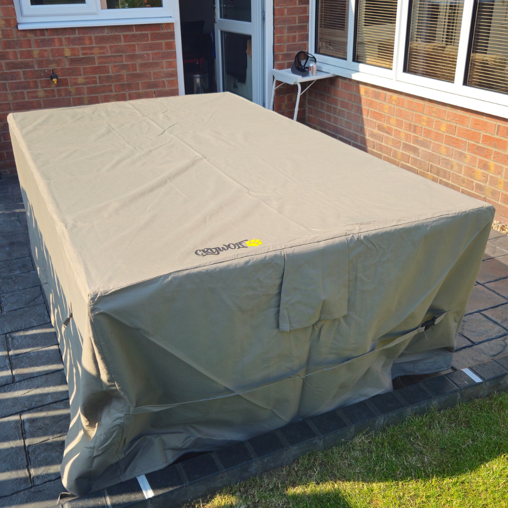 Cry Wolf Slate Bed Outdoor Pool Table - Dark Walnut