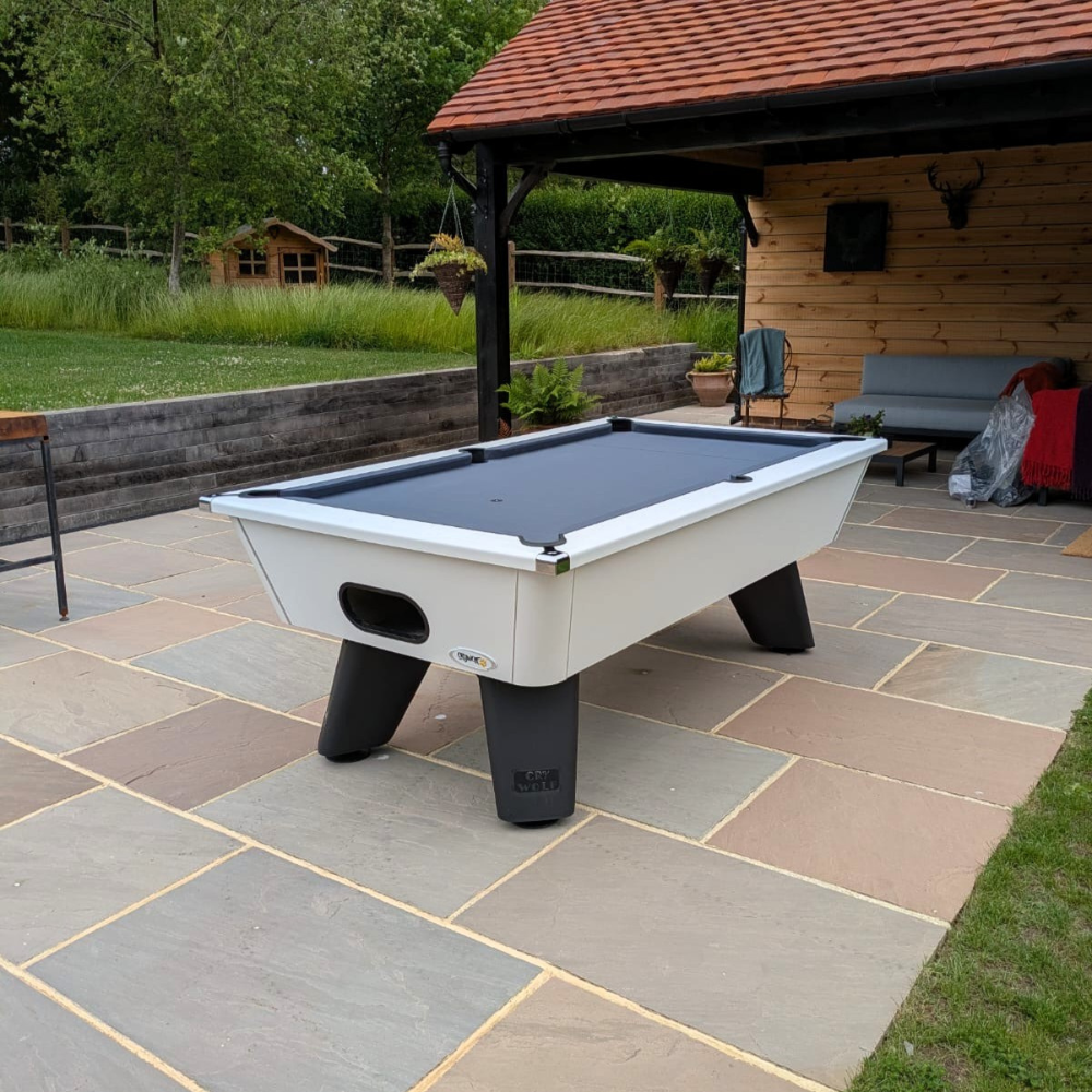 Cry Wolf Slate Bed Outdoor Pool Table - White
