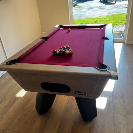 Cry Wolf Slate Bed Indoor Pool Table - Oak