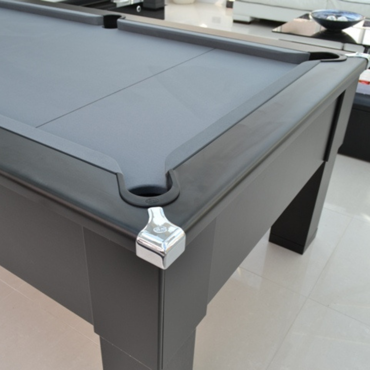 Cry Wolf Square Leg Pool Table | Black | Elite Pro Bankers Grey Cloth