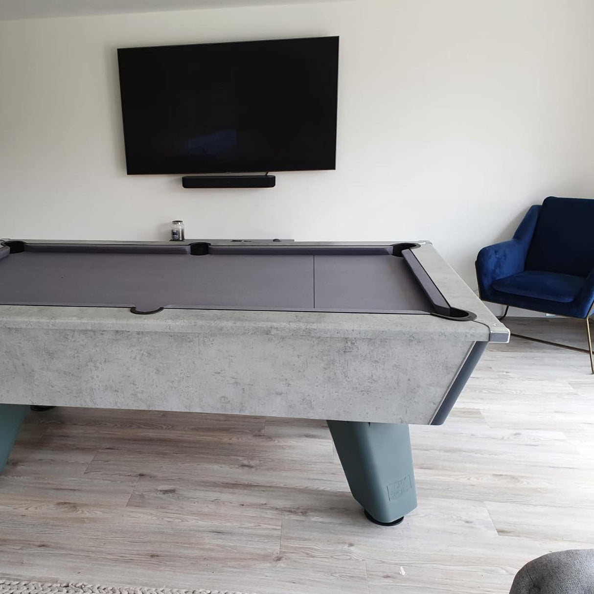 Cry Wolf Indoor Pool Table | Urban Grey | Smart Silver Cloth