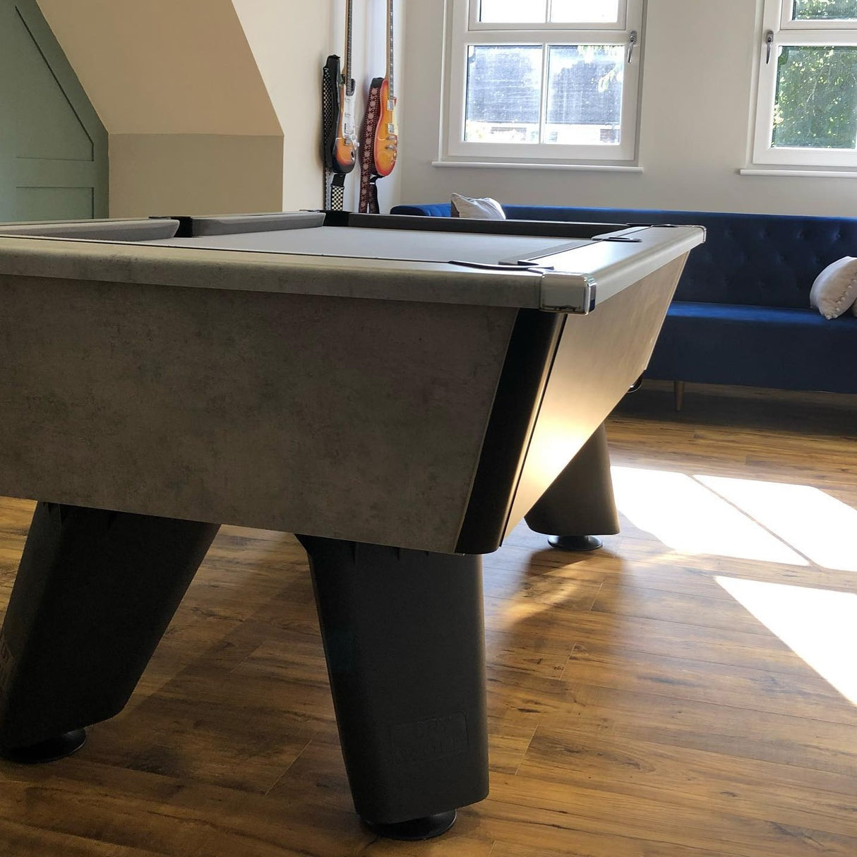 Cry Wolf Indoor Pool Table | Urban Grey | Smart Silver Cloth